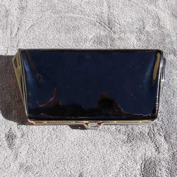 ♦️ B2G1FREE♦️Black shiny clutch - Picture 2 of 6